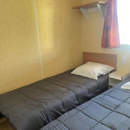 Mobil-Home Au Bord De L'Eau Feins 外观 照片
