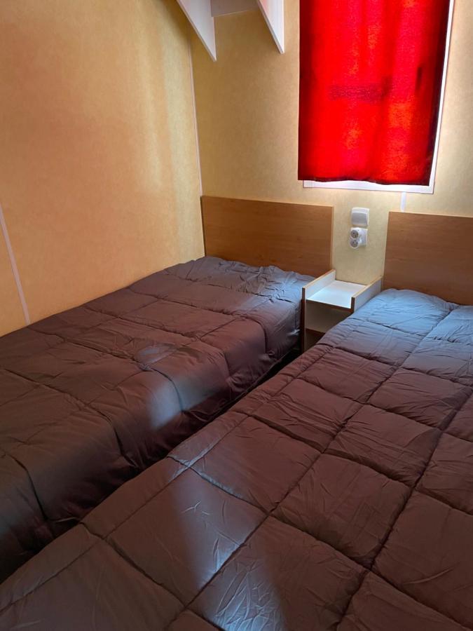 Mobil-Home Au Bord De L'Eau Feins 外观 照片